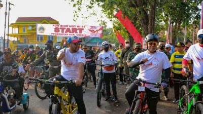 Sambut Dirgahayu RI, Gus Yani Bersama Forkopimda Gowes Fun Bike di Sidayu Gresik.