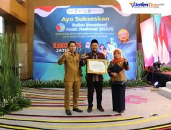 Sama-Sama Berjuang, Bupati Gresik Bupati Gresik Fandi Akhmad Yani Dorong Kemenkes Beri Nilai Afirmasi Nakes Honorer.Dorong Kemenkes Beri Nilai Afirmasi Nakes Honorer.