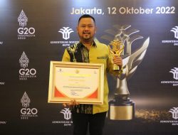 KABUPATEN GRESIK RAIH ANUGERAH LAYANAN INVESTASI TERBAIK SE-INDONESIA