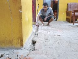 Tanah Gerak di Tulungagung, Sejumlah Rumah Warga Mengalami Keretakan Parah. 