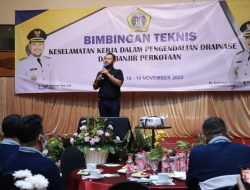 Totalitas Kendalikan Banjir, Gus Yani dan Bu Min Apresiasi Satgas Drainase Dan Pompa Air