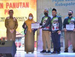 124 Desa Di Gresik Lunas PBB, Bupati Gresik Berikan Penghargaan