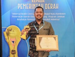 Program Nawakarsa UHC Capai 100 Persen, Pemkab Gresik Raih Penghargaan Nasional.