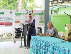 Wabup Gresik Serahkan Bantuan Pangan Perdana Cadangan Pemerintah