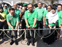 Puncak Peringatan Hari Lingkungan Hidup Sedunia, Sekda Gresik Achmad Washil Ajak Kendalikan Polusi Sampah Plastik