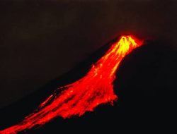 Waspada! Hari Ini Merapi Kembali Berstatus Siaga 