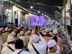 Lautan Manusia Ramaikan Acara Haul Wali Qutb Habib Abu Bakar di Gresik 