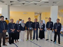 Fokus Kesadaran Hukum Sejak Dini, Kegiatan Pengabdian Masyarakat oleh Dosen Unigres Sukses di SMAM 1 Gresik.