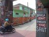 Ledakan Kreativitas Warga Mojokerto! Seng Berkarat & Lukisan Pejuang-Majapahit Jadi Senjata Kritik ‘Pemerintah Busuk’ di HUT RI ke-80!