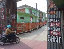 Ledakan Kreativitas Warga Mojokerto! Seng Berkarat & Lukisan Pejuang-Majapahit Jadi Senjata Kritik ‘Pemerintah Busuk’ di HUT RI ke-80!