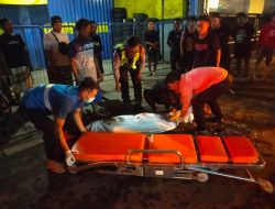 Tragis, Pengendara Motor Tewas Usai Tabrak Belakang Truk yang Parkir di Pinggir Jalan Raya Roomo Gresik