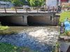 Semburan Gelembung Gas di Sungai Rungkut Masih Aktif, Warga Diimbau Waspadai Potensi Bahaya