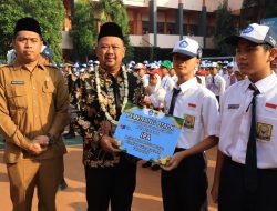 Gresik Bangga! SMPN 1 Gresik Juara OSN-K 2026, Kirim 6 Siswa ke Provinsi Berkat Kolaborasi Solid Guru, Siswa, dan Orang Tua. 