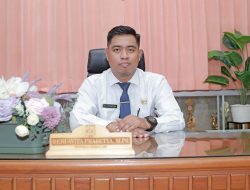 Kepala sekolah upt smp negeri 1 gresik, Beri avita prasetiya, M. Pd.,