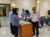 Sinergi BNN dan Dishub Gresik Perangi Narkoba, Seluruh Pegawai Jalani Tes Urine Disaksikan Awak Media